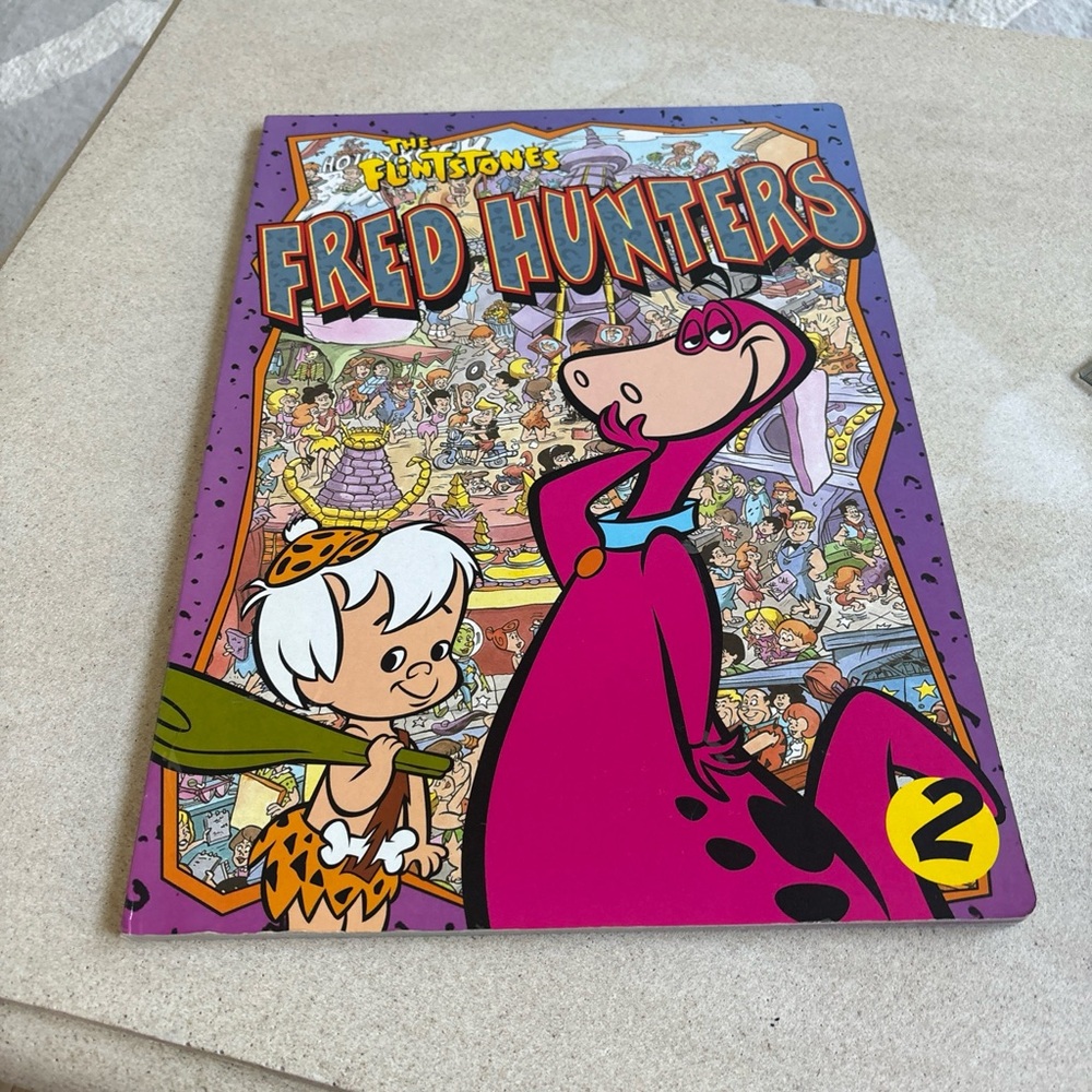 Y2K Jumbo Flintstones Fred Hunters Find & Seek Book cartoon Tv Dino kid’s Sat